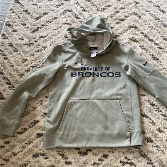 Denver Broncos Nike thermafit hooded sweatshirt